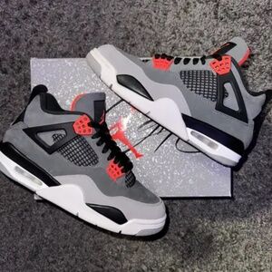 Jordan 4 retro Infrared GS 5.5y